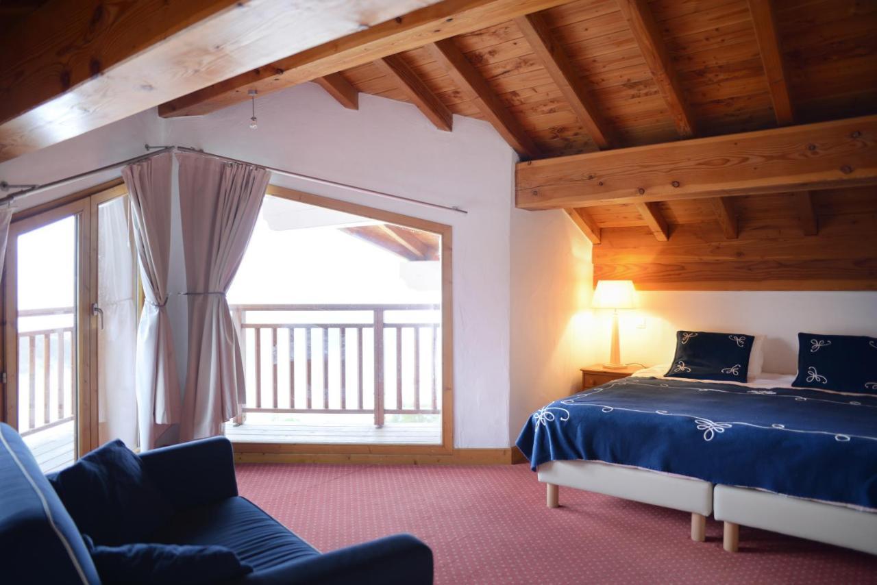 Goelia Les Chalets Des Deux Domaines 佩塞楠克鲁瓦 外观 照片