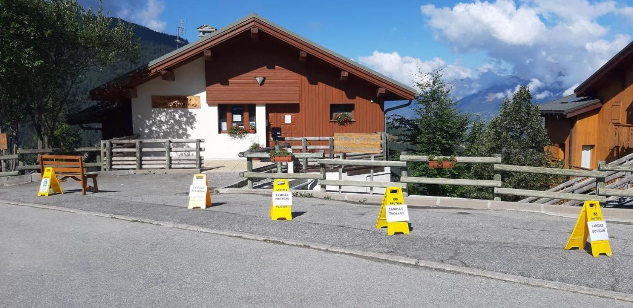 Goelia Les Chalets Des Deux Domaines 佩塞楠克鲁瓦 外观 照片